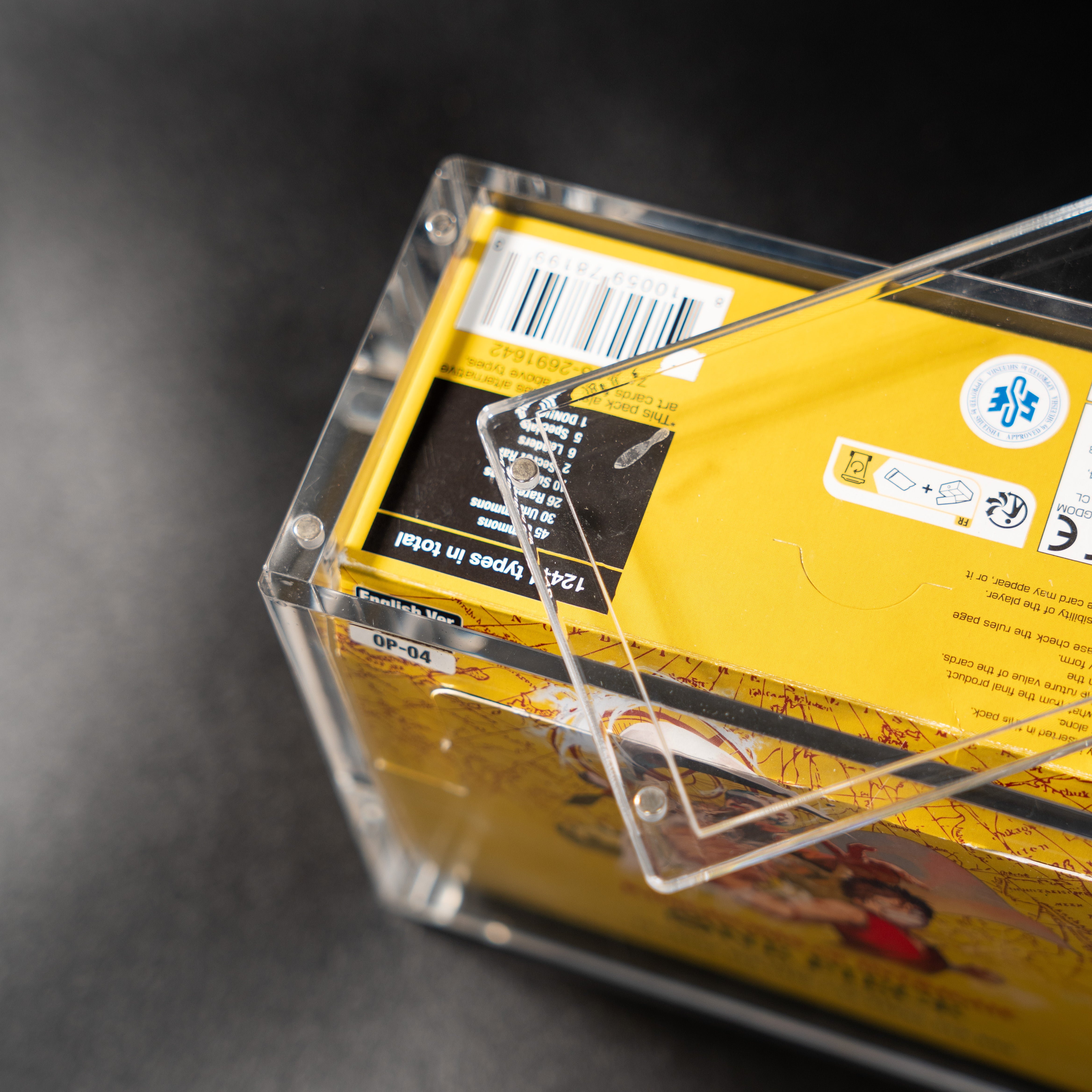 Acrylic Case Compatible with English One Piece OP-04/OP-05/OP-06 Booster Box